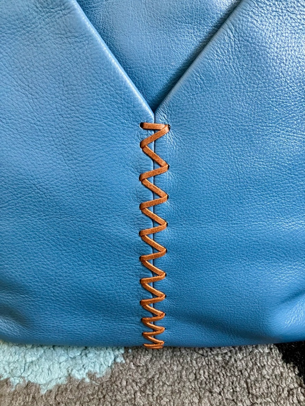 Brighton Blue Leather Shoulder Bag with Brown Trim - Picture 13 of 13